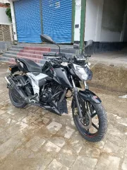 TVS Apache RTR 160 4V